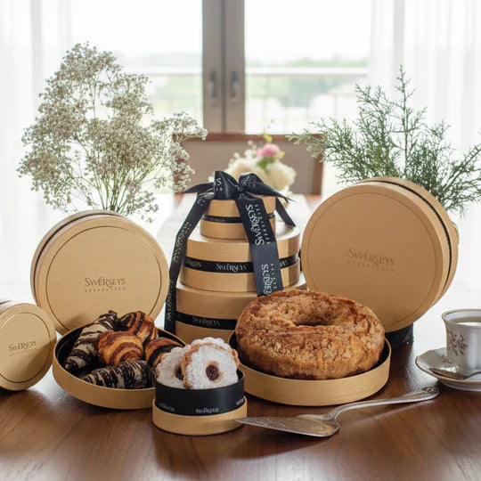 Bakery and Pastry Gifts: Gourmet Gift Boxes