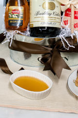 Elegant Rosh Hashanah Martinelli Gift Basket
