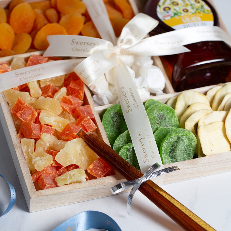 Rosh Hashanah Assorted Dried Fruit & Honey Gift Box 3 - Swerseys