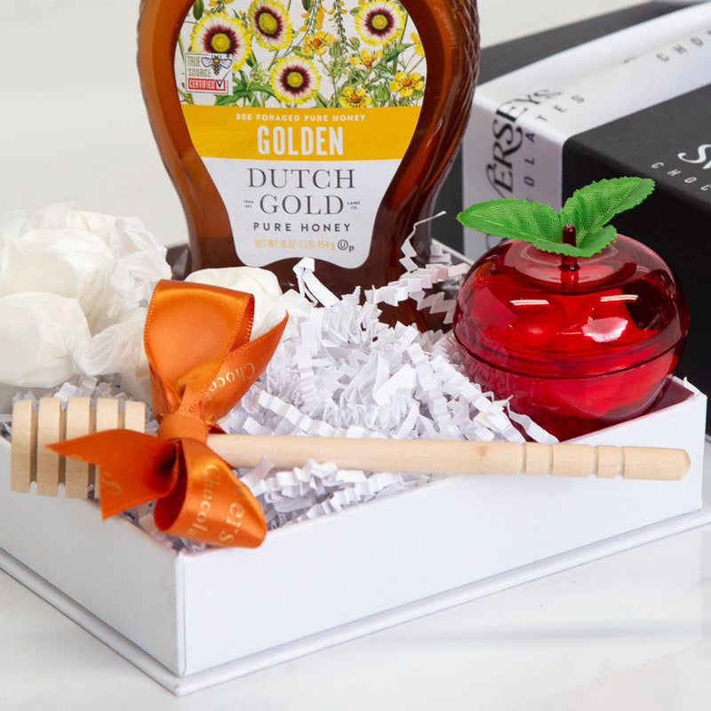 Rosh Hashanah Simply Delicious Honey & Sweets Gift Box 2 - Swerseys