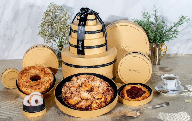 Swerseys Deluxe Gourmet Pastry 4-Tier Gold Round Gift Box
