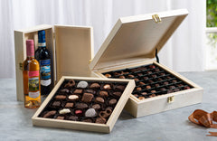 Purim Designer Wood 1 Tray Chocolate and Wine Gift Set